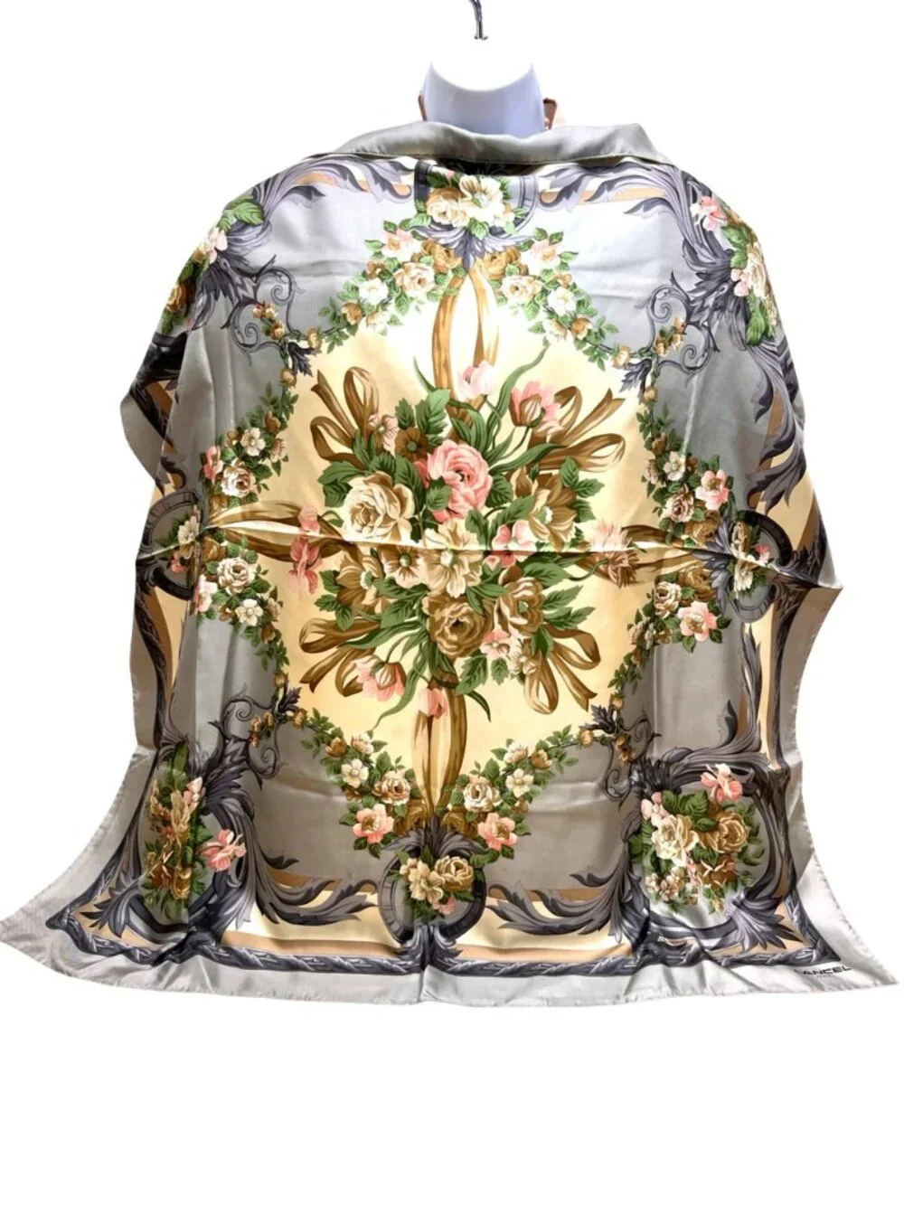 Beautiful Lancel Paris 100% Silk Satin Scarf 34" beige olive green floral (34 - Picture 9 of 9